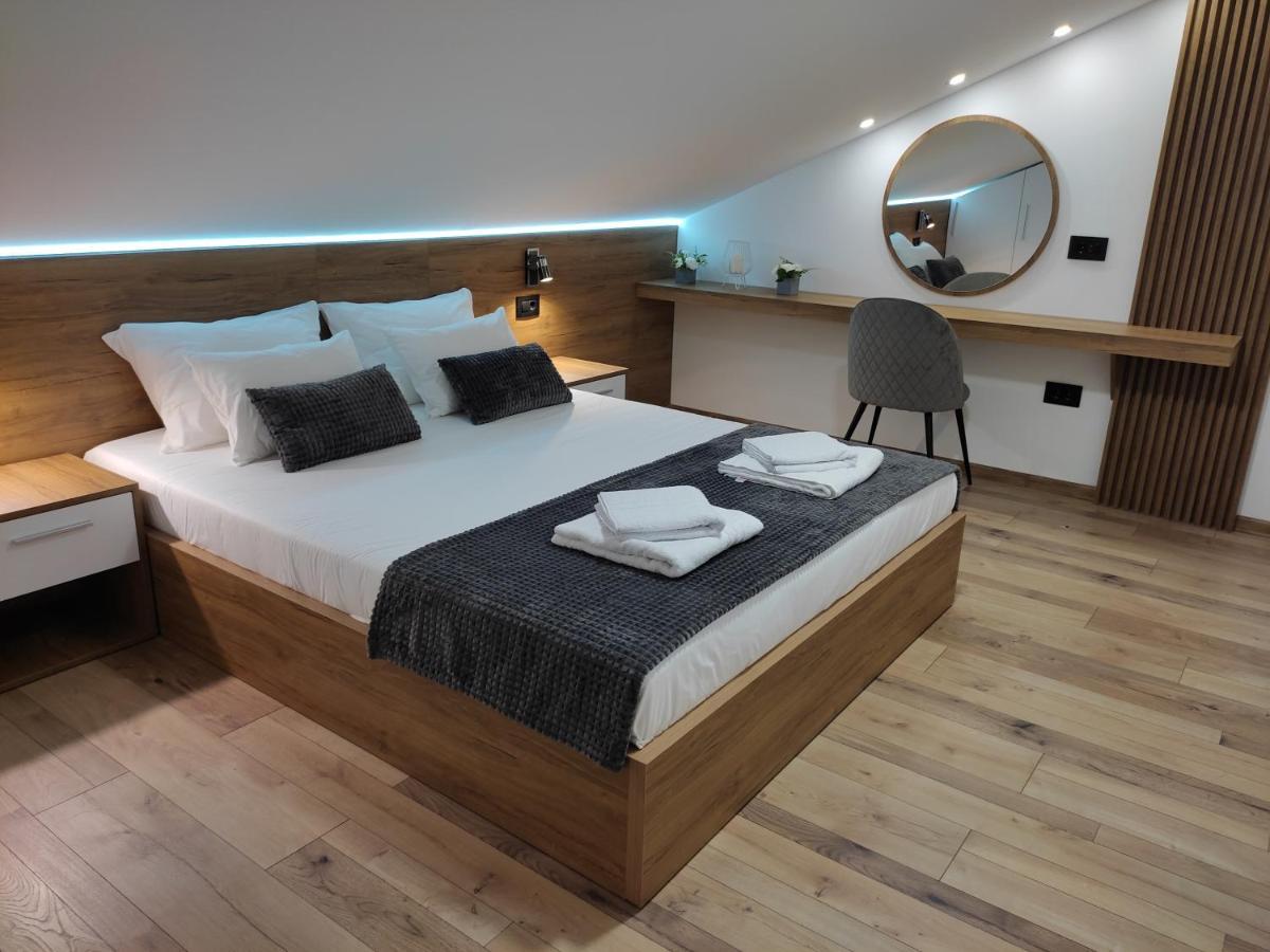 Sky Luxury Apartment Arandjelovac Luaran gambar