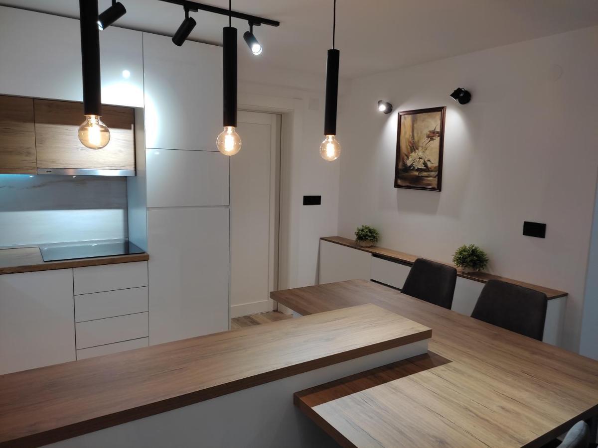 Sky Luxury Apartment Arandjelovac Luaran gambar